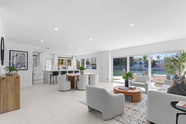 7286 Gary Ave, Miami Beach, FL 33141