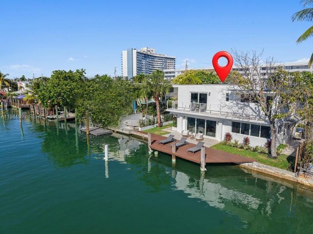 7286 Gary Ave, Miami Beach, FL 33141