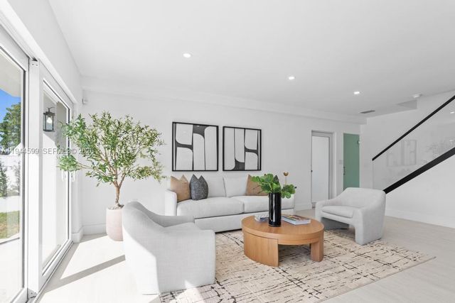 7286 Gary Ave, Miami Beach, FL 33141