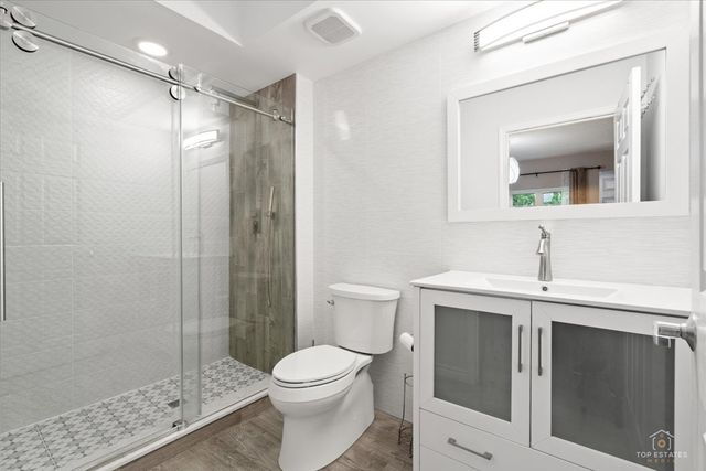 3501 Wellington Court 203, Rolling Meadows, IL 60008