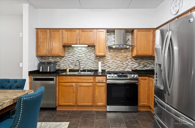 3501 Wellington Court 203, Rolling Meadows, IL 60008