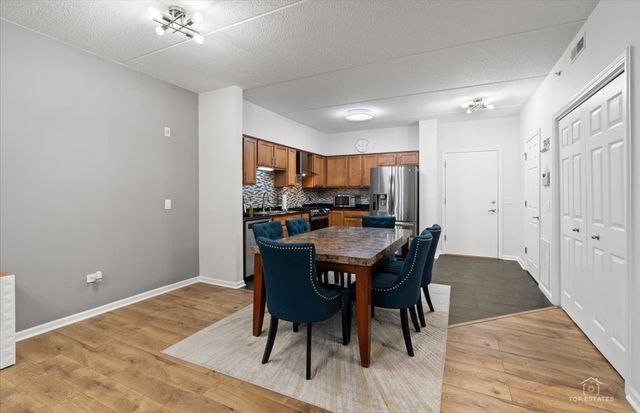 3501 Wellington Court 203, Rolling Meadows, IL 60008