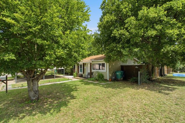 601 Park Lane, Denton, TX 76205