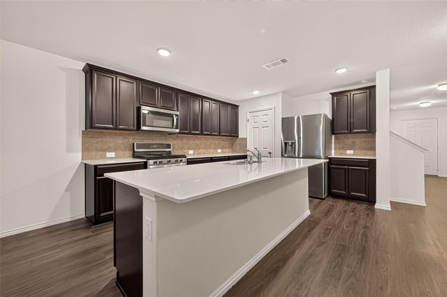 2011 Lost Timbers Drive, Conroe, TX 77304
