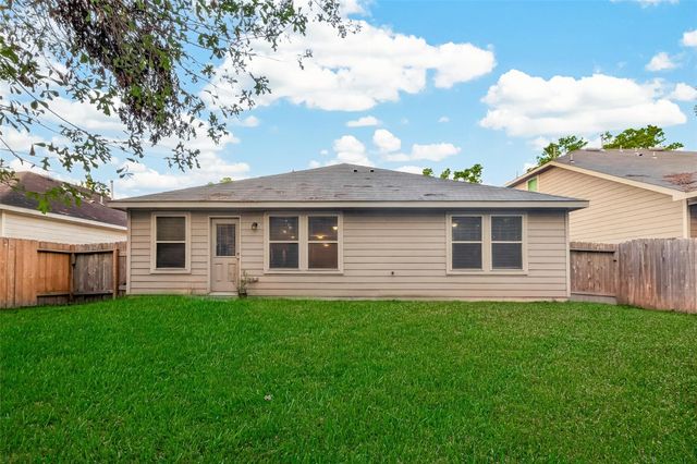 2011 Lost Timbers Drive, Conroe, TX 77304