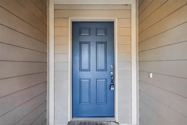 2011 Lost Timbers Drive, Conroe, TX 77304
