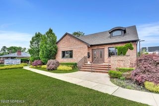 875 Poole Avenue, Hazlet, NJ 07730