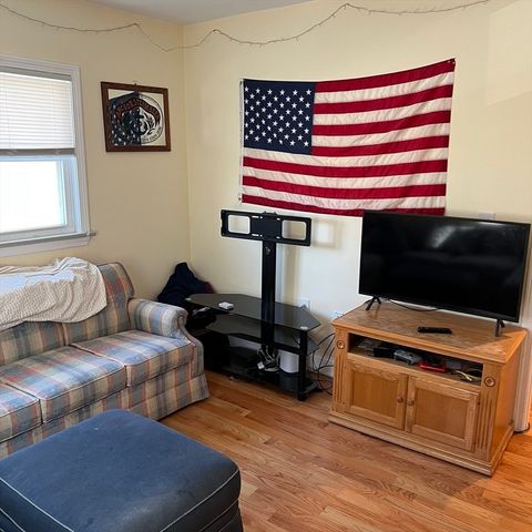 18-20 Fleming Street 18, Medford, MA 02155