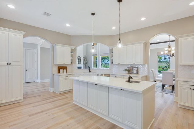 10827 Bourbon Street, Willis, TX 77318