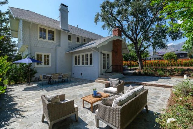 1225 Boston Street, Altadena, CA 91001