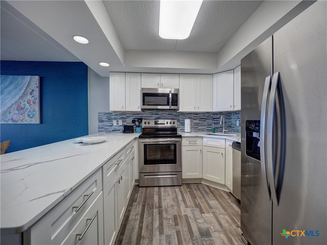6021 State Highway 361 108, Port Aransas, TX 78373