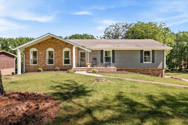 613 Oakwood Ter, Mount Juliet, TN 37122