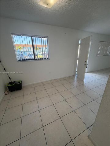 5702 W 26th Ave 5702, Hialeah, FL 33016