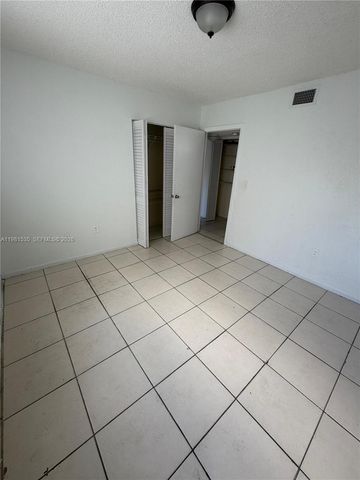 5702 W 26th Ave 5702, Hialeah, FL 33016
