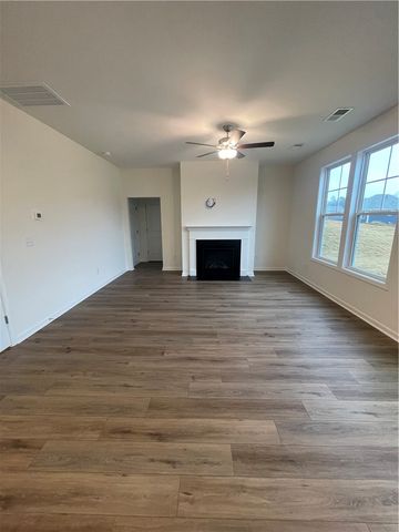 1 Halsey Street, Central, SC 29630