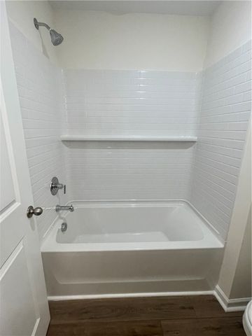 1 Halsey Street, Central, SC 29630