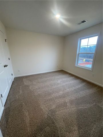 1 Halsey Street, Central, SC 29630