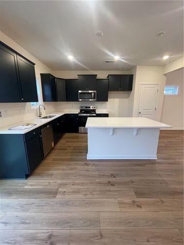 1 Halsey Street, Central, SC 29630