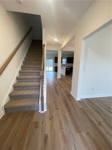 1 Halsey Street, Central, SC 29630