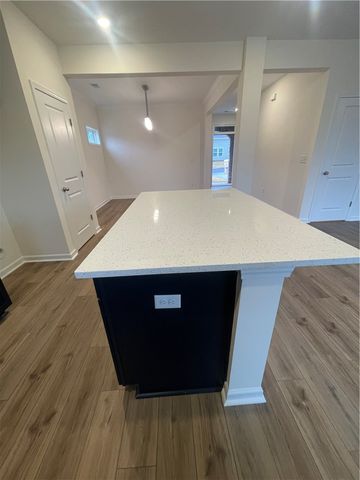 1 Halsey Street, Central, SC 29630