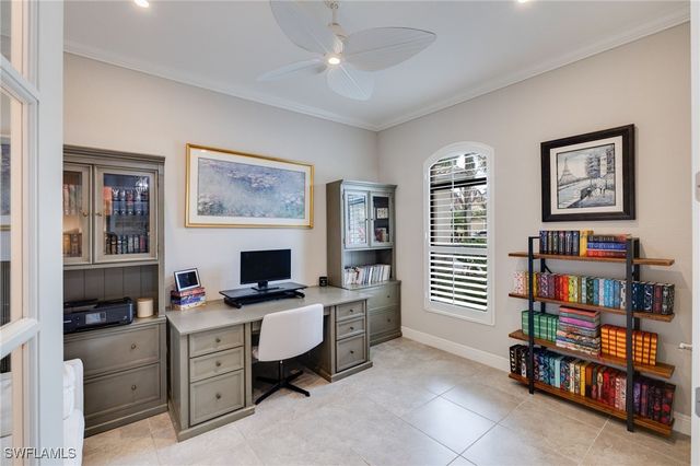 1626 Serrano CIR, Naples, FL 34105