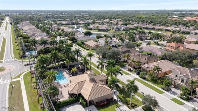 1626 Serrano CIR, Naples, FL 34105