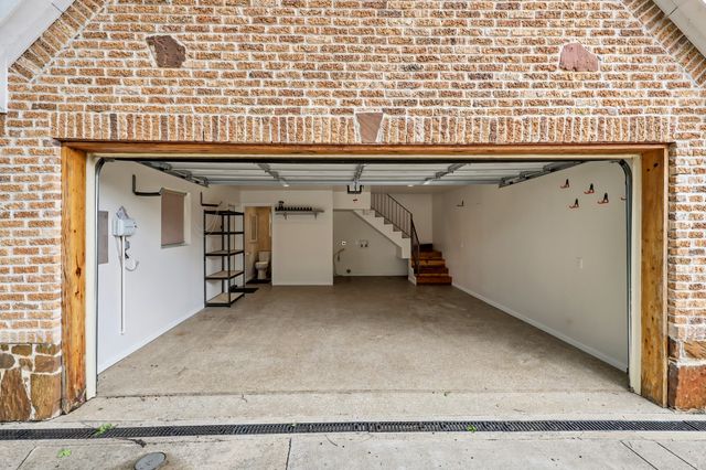 825 Thomasson Drive, Dallas, TX 75208