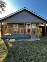 3219 Pearl Ave Avenue, Fort Worth, TX 76106