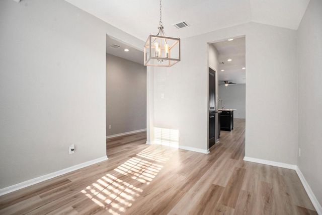 4027 Spurwing Lane, Baytown, TX 77521