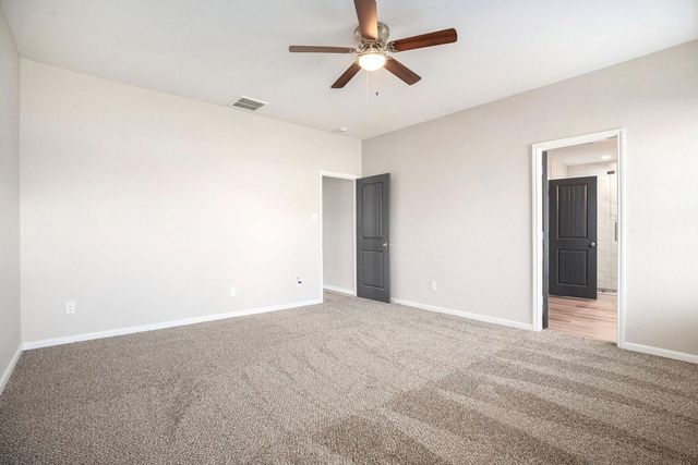 4027 Spurwing Lane, Baytown, TX 77521