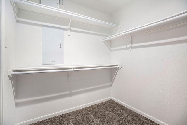 4027 Spurwing Lane, Baytown, TX 77521