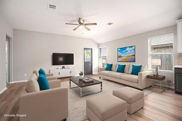 4027 Spurwing Lane, Baytown, TX 77521