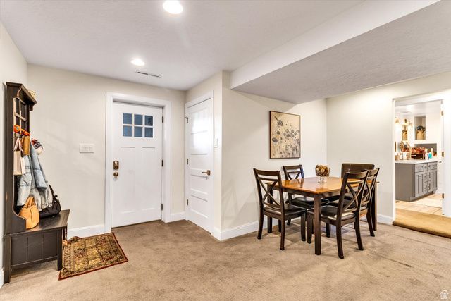 2080 E SANDS DR, Holladay, UT 84124