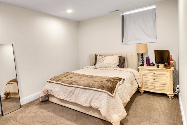 2080 E SANDS DR, Holladay, UT 84124
