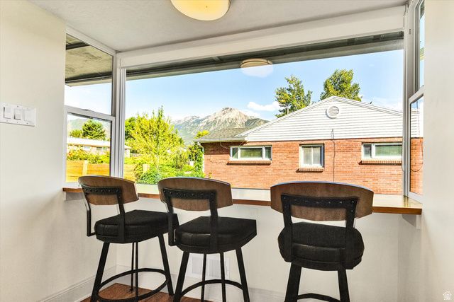 2080 E SANDS DR, Holladay, UT 84124