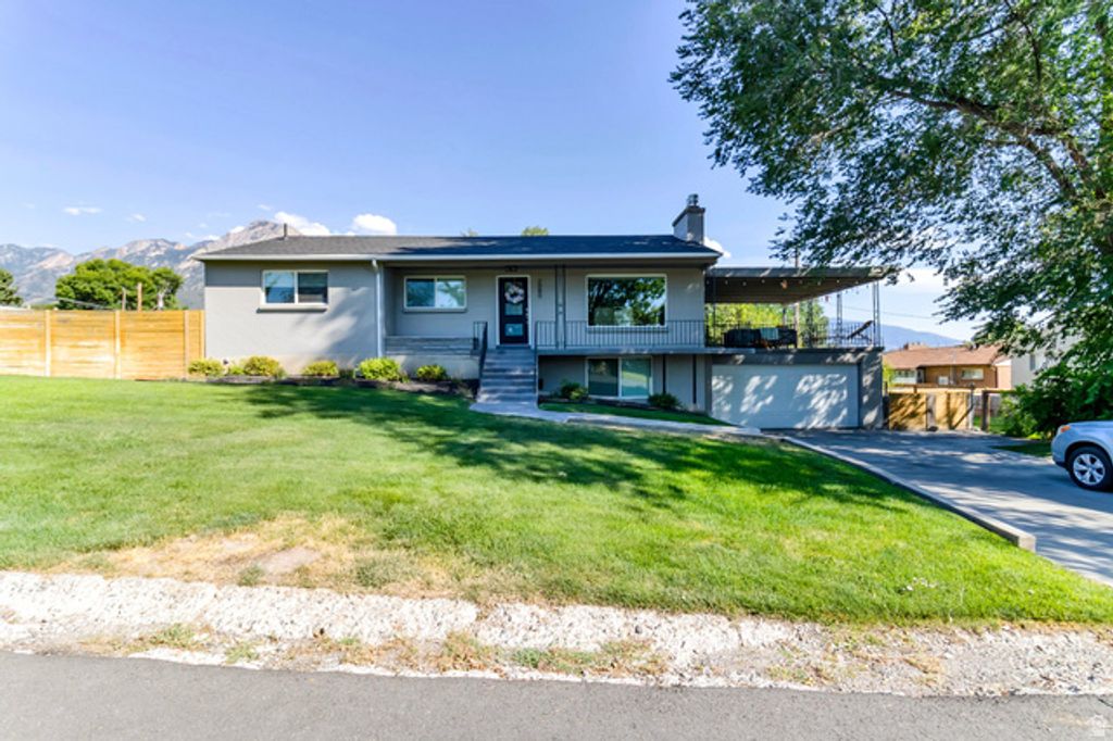 2080 E SANDS DR, Holladay, UT 84124