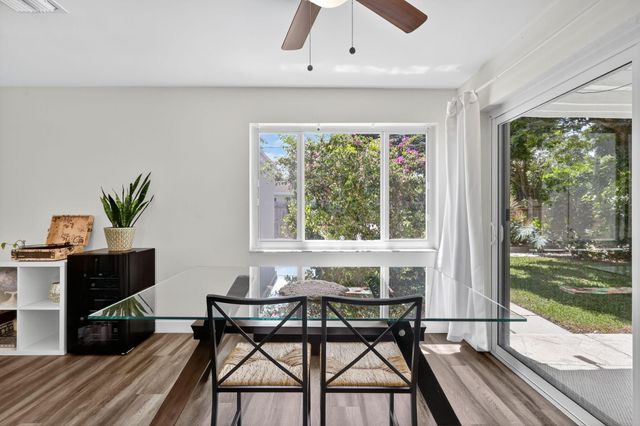 153 SE 30th Avenue, Boynton Beach, FL 33435