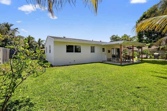 153 SE 30th Avenue, Boynton Beach, FL 33435
