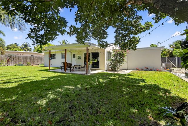 153 SE 30th Avenue, Boynton Beach, FL 33435