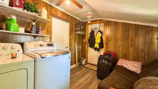 1332 S Memorial DRIVE, Racine, WI 53403