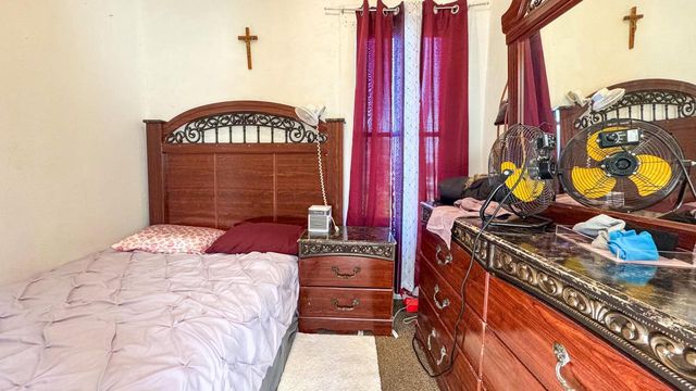 1332 S Memorial DRIVE, Racine, WI 53403