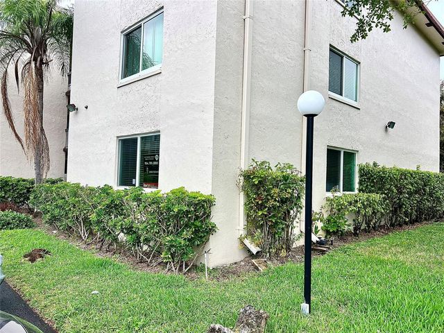 7450 NW 17th Street 110, Plantation, FL 33313