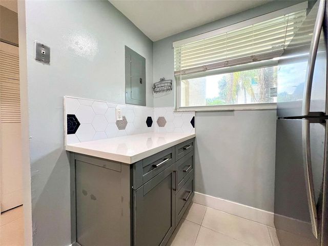 7450 NW 17th Street 110, Plantation, FL 33313