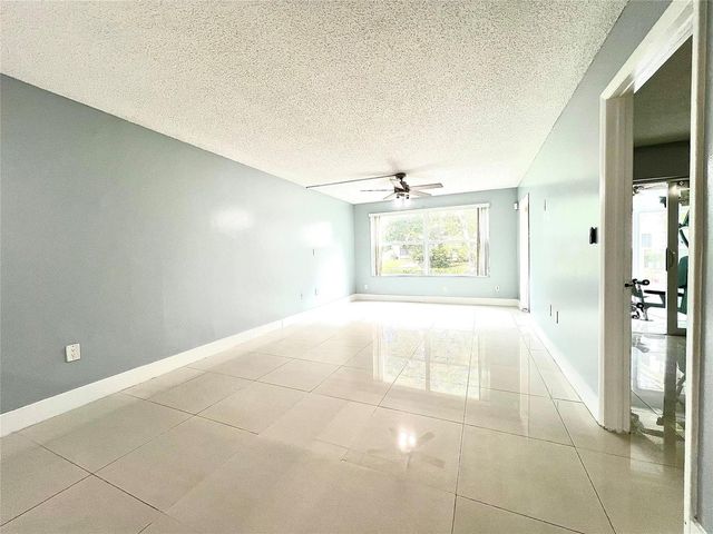 7450 NW 17th Street 110, Plantation, FL 33313
