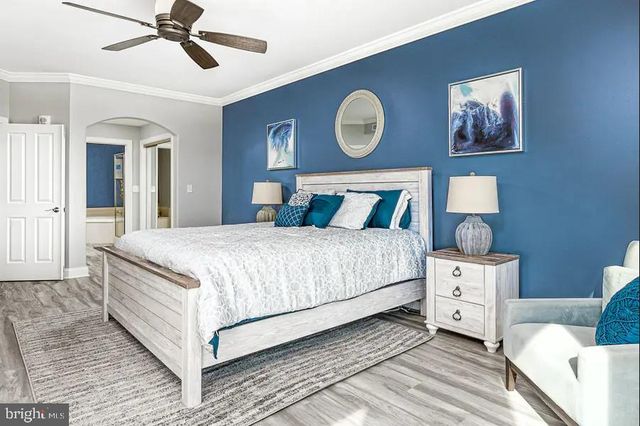 2 Dorchester St Unit 605, Ocean City, MD 21842