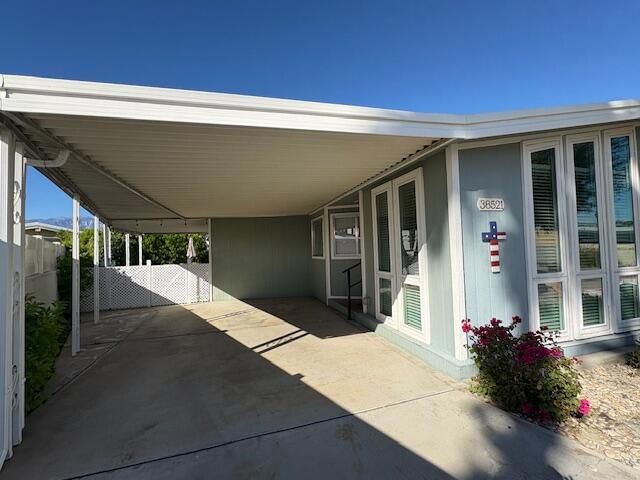 38521 Cactus Lane, Palm Desert, CA 92260