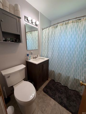 2322 Rockne Drive, South Bend, IN 46615