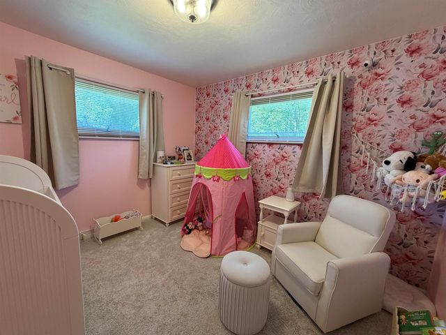 2322 Rockne Drive, South Bend, IN 46615