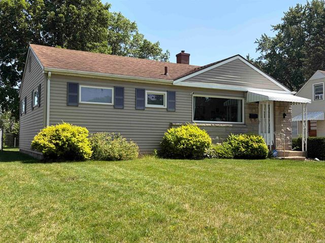 2322 Rockne Drive, South Bend, IN 46615