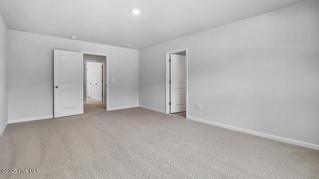 230 Lake Tyler Drive, New Bern, NC 28560